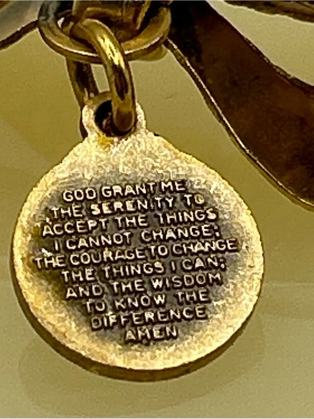 Vintage Serenity Prayer charm gold bow brooch pin